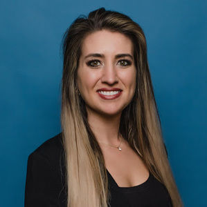 Meet your Posher, Lauren